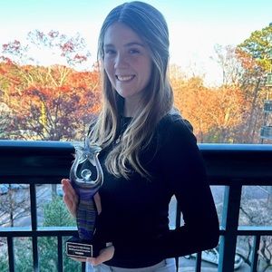 Meet your Posher, Leah